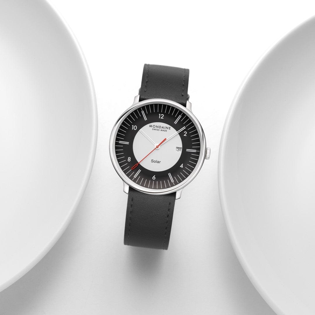 Mondaine Doppio Solar MLE.41920.LBV Herrenuhr Schwarz • Saphirglas • Solarbetrieb, Bild 11