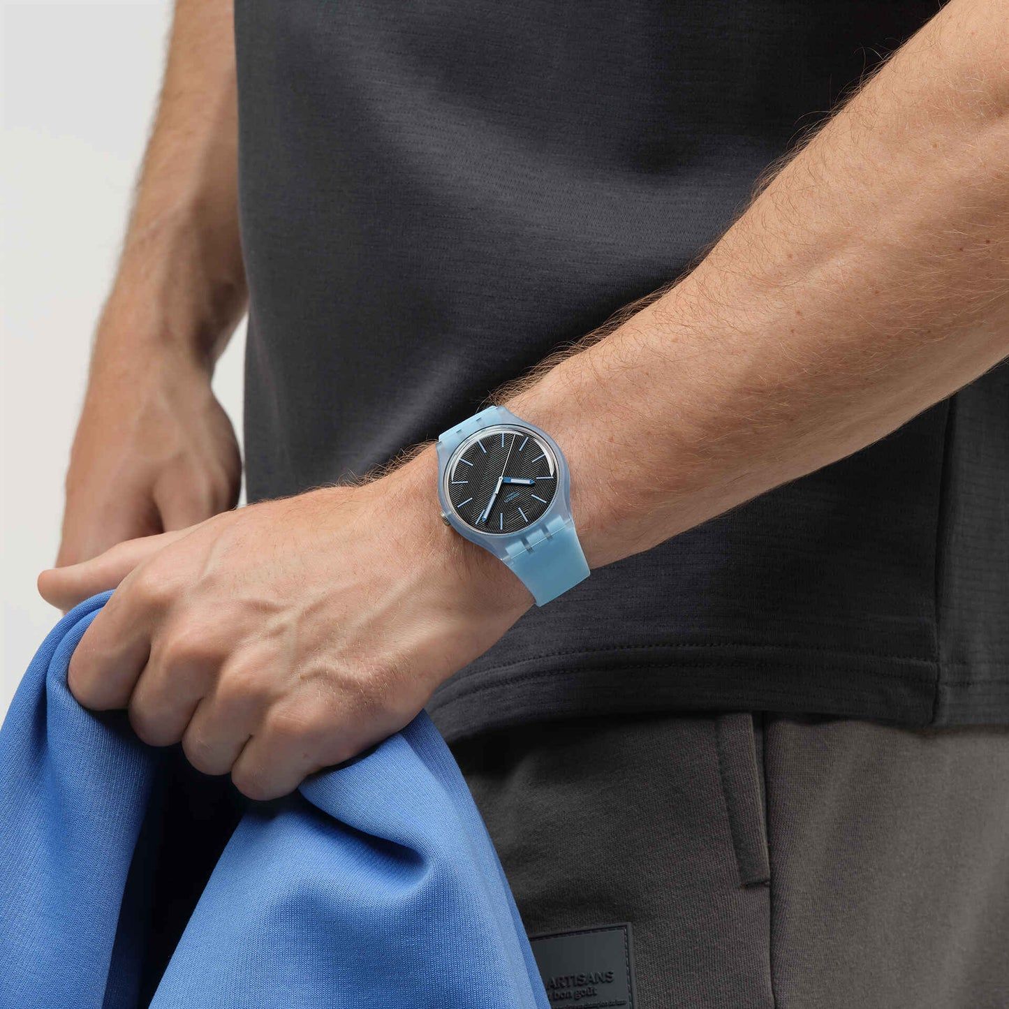 Swatch Originals Large SO29L101 Armbanduhr Hellblau • Leuchtzeiger • Biosourced-Gehäuse, Bild 5