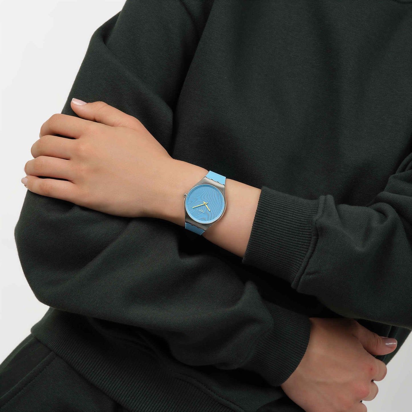 Swatch Skin Irony SYXS164 Damen Armbanduhr Blau • Ultra-flaches Skin-Gehäuse • Irisierendes Design, Bild 2