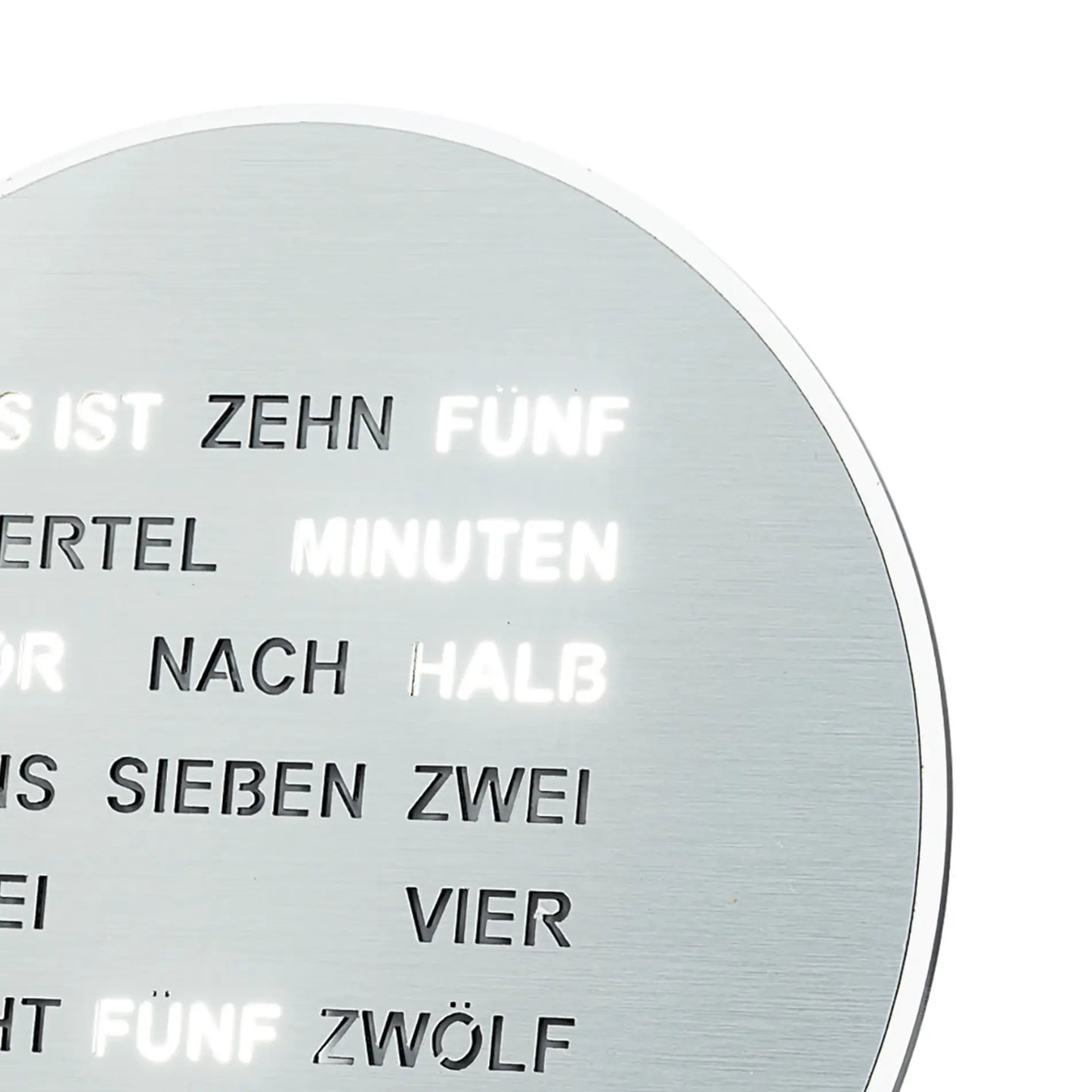 Rundes Ziffernblatt einer LED-Wortanzeige Uhr mit leuchtendem Text