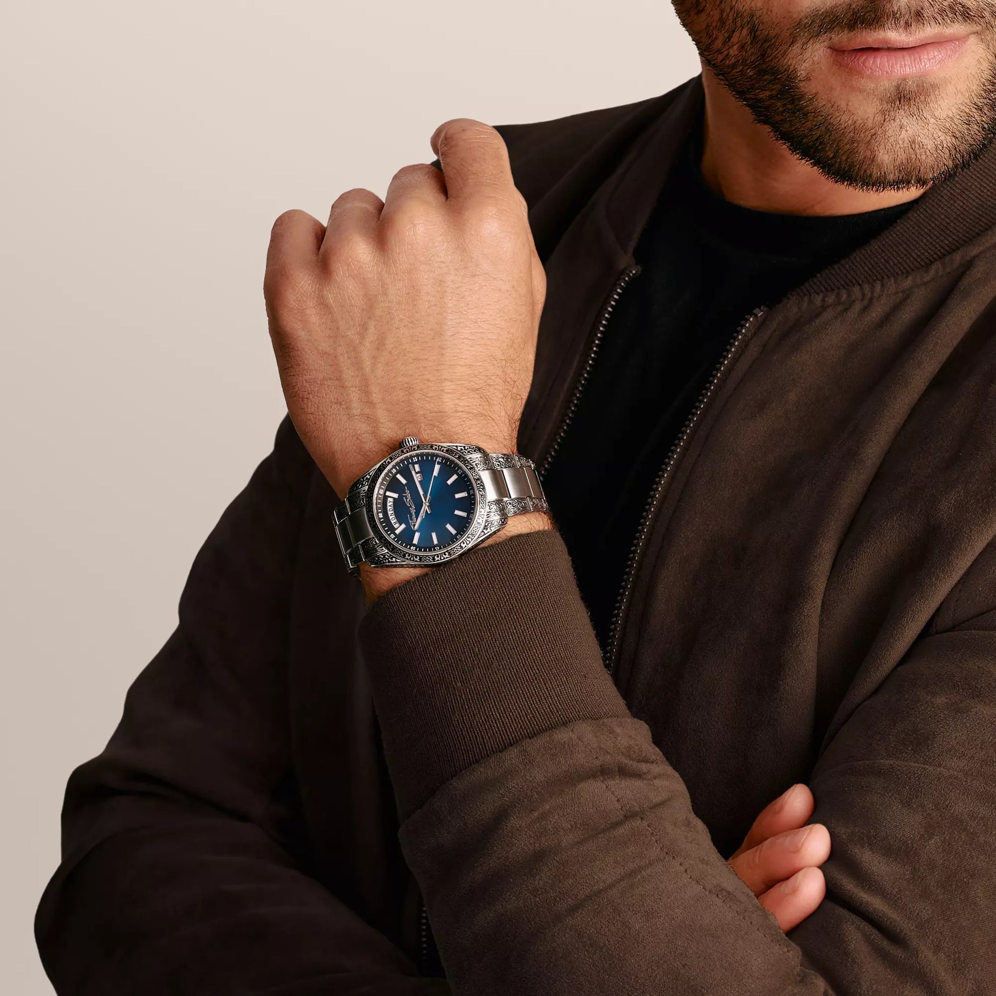 Thomas Sabo Rebel At Heart Revive WA0439-201-209 Herrenuhr Mitternachtsblau • Graviertes Edelstahlgehäuse •
