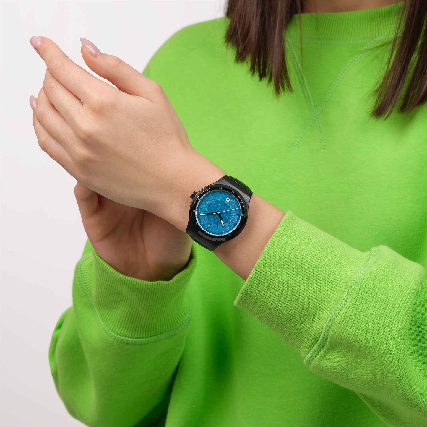 Swatch Sistem51 Irony YIB408 Armbanduhr Schwarz • Automatikwerk mit 90h Gangreserve • Leuchtzeiger & Sichtboden, Bild 2