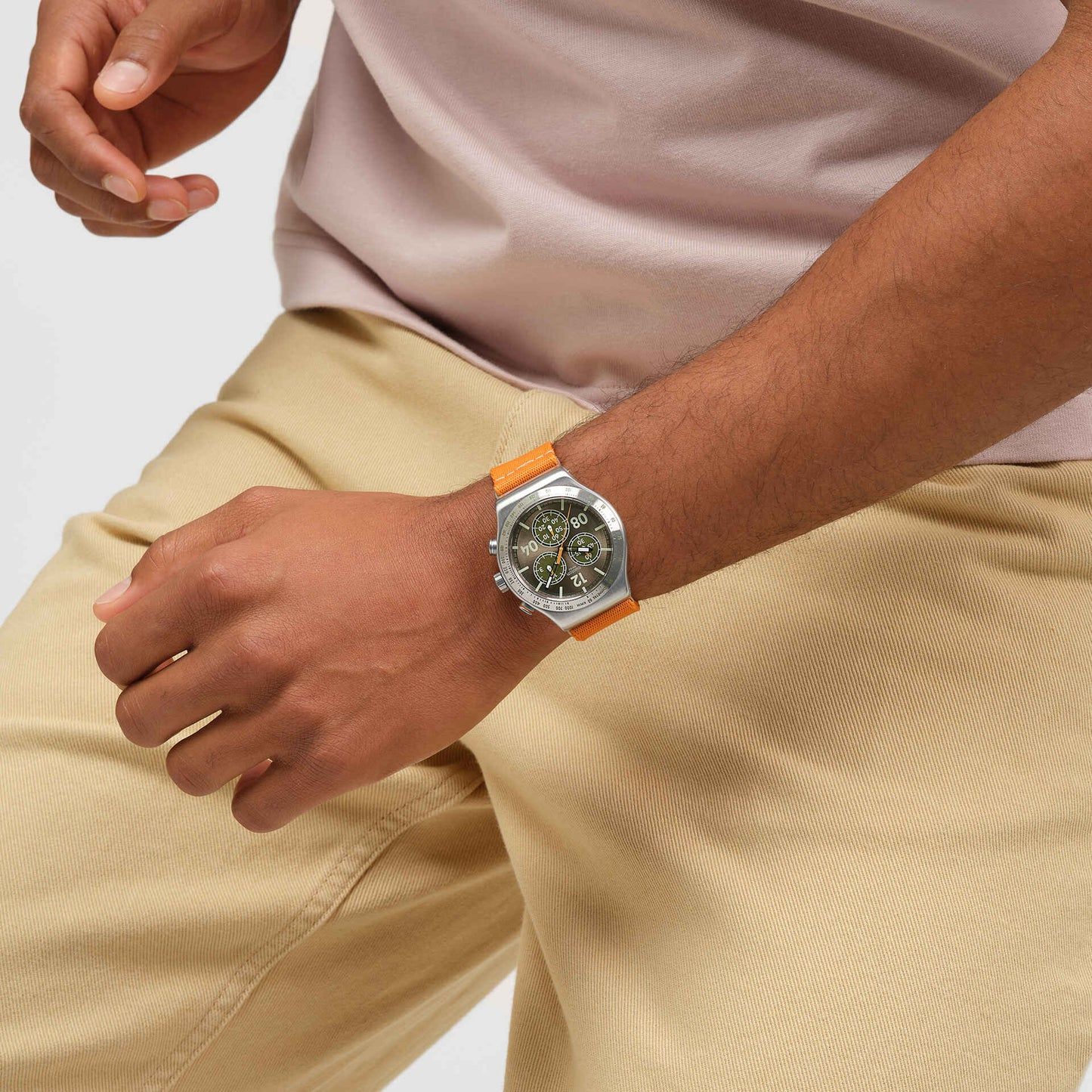 Swatch Irony Chrono New YVS101 Herren Armbanduhr Hellbraun • Tachymeter-Lünette • Leuchtzeiger, Bild 2