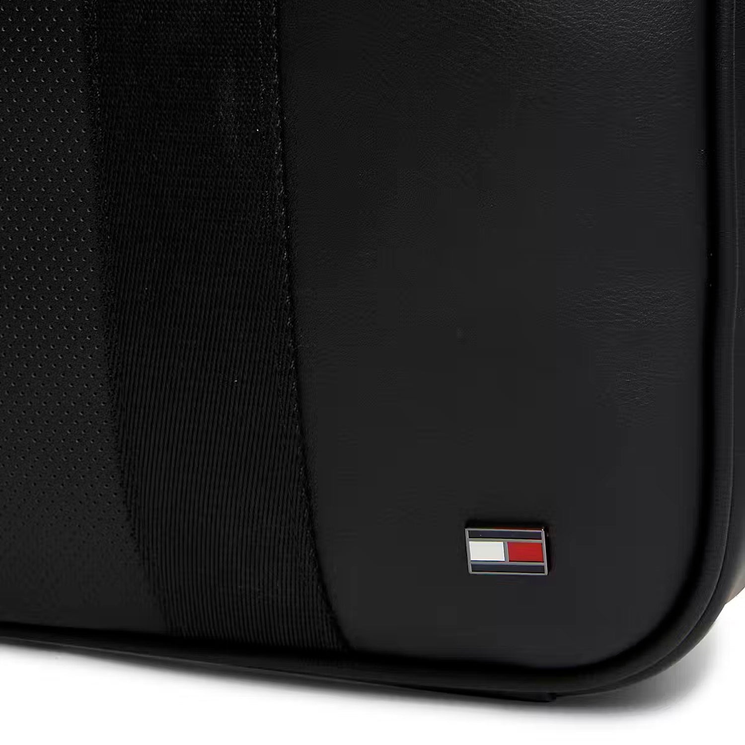 Tommy Hilfiger TH Foundation AM0AM14727BDS Laptop-Tasche Schwarz • Abnehmbarer Schulterriemen • Gepolstertes Laptop-Fach
