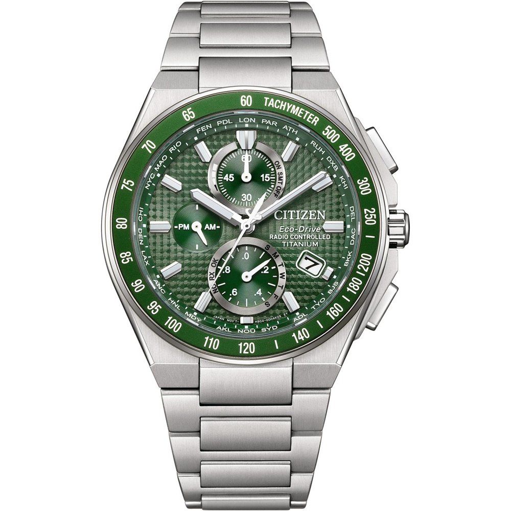 Citizen Satellite Wave AT8398-53X Herren Armbanduhr Grün • Eco-Drive Funk H804 • Saphirglas