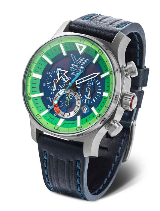 Vostok Europe Herrensolaruhr mit blauem Zifferblatt, grüner Lünette und schwarzem Lederarmband