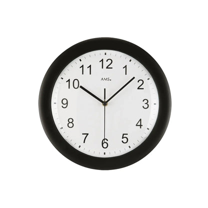 Schwarze Funk-Wanduhr mit rundem Zifferblatt und runden Zeigern