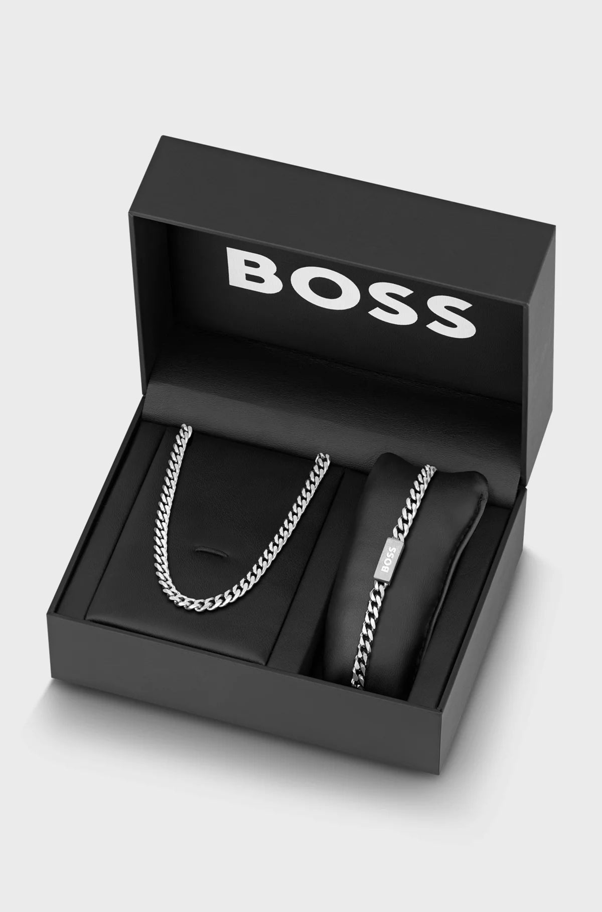 BOSS Chain Gift Set 1570197 Armbanduhr-Set Silberfarben • Halskette und Gliederarmband • Edelstahl