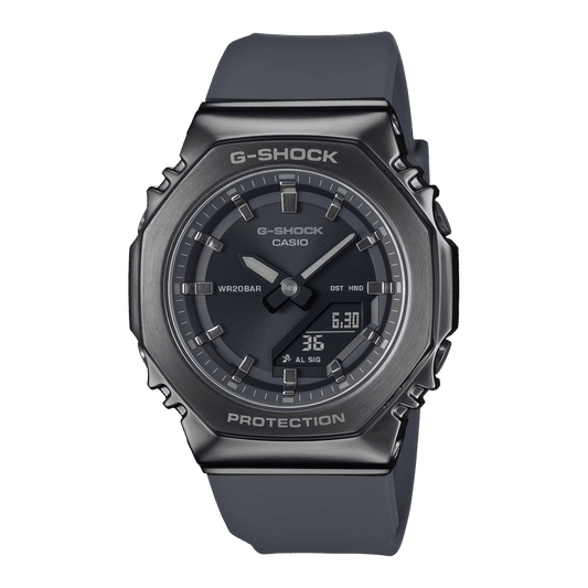 G-SHOCK Damenarmbanduhr mit dunklem Zifferblatt, Metalllünette und schwarzem Kautschukband