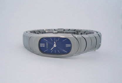 Citizen Analog Damenuhr • Elegantes Design • Quarzwerk, Bild 3