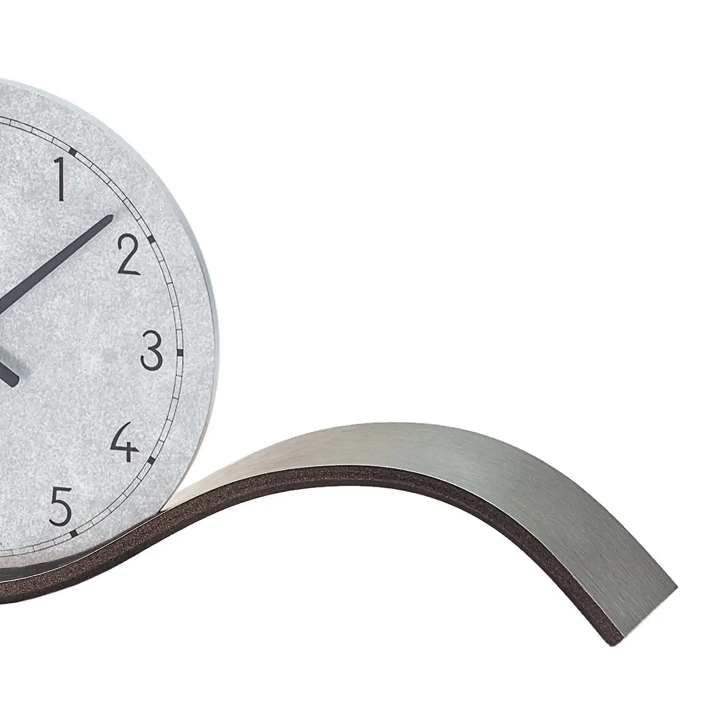 Orologio da tavolo: dettaglio della base in metallo piegato color antracite
