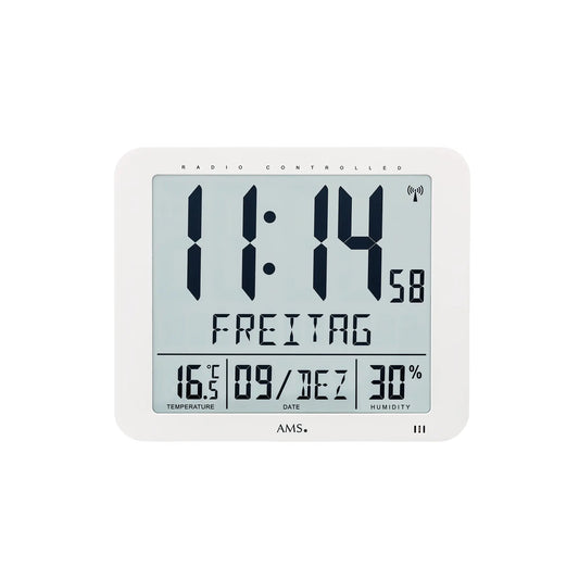 Weiße AMS Funk-Wanduhr mit abgerundetem Gehäuse und blauem LCD-Display für Zeit & Datum