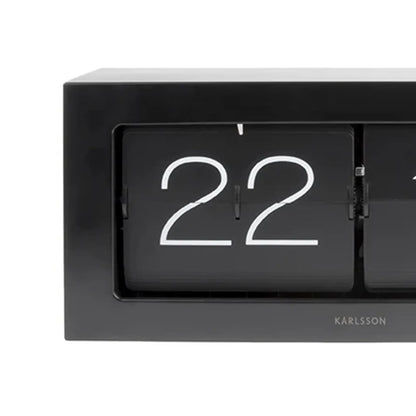 Karlsson Tischuhr, schwarzes Flip-Display mit zwei Klappzahlen 22