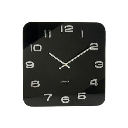 Karlsson Wanduhr, quadratisches schwarzes Zifferblatt, silberne Stunden- und Minutenzeiger
