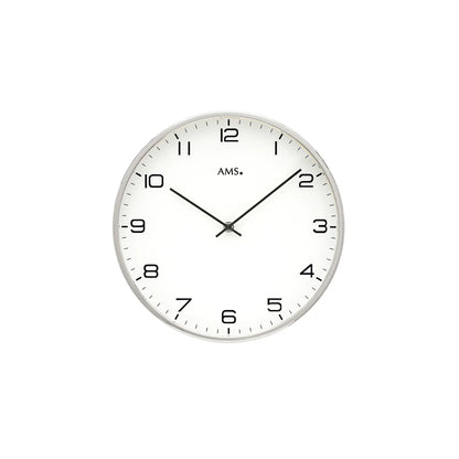 Wanduhr mit vernickeltem Rahmen, weißem Zifferblatt, Mineralglas und Quarzwerk