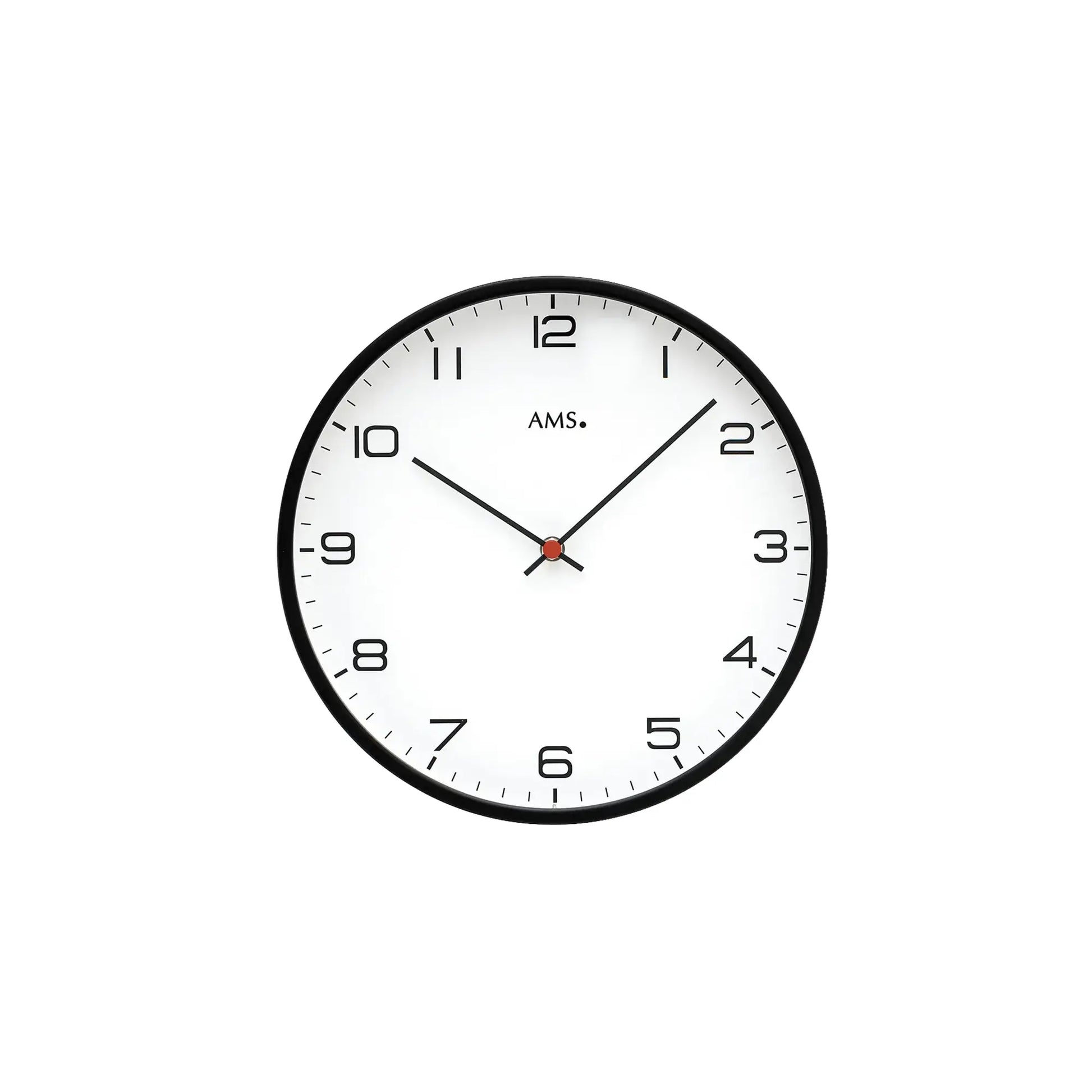 Wanduhr mit schwarzem Metallrahmen, weißem Zifferblatt und roten Zeigern, AMS.