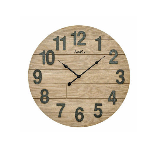 Runde Wanduhr mit Holzoptik, aufgesetzten Ziffern und schwarzen Zeigern, AMS-Logo