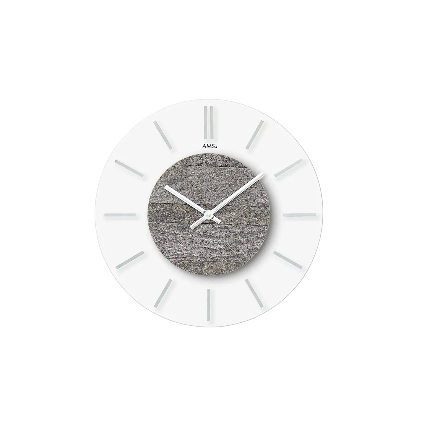 AMS Wanduhr: runder weißer Ziffernring, grauer Steinmittelkreis, silberne Zeiger