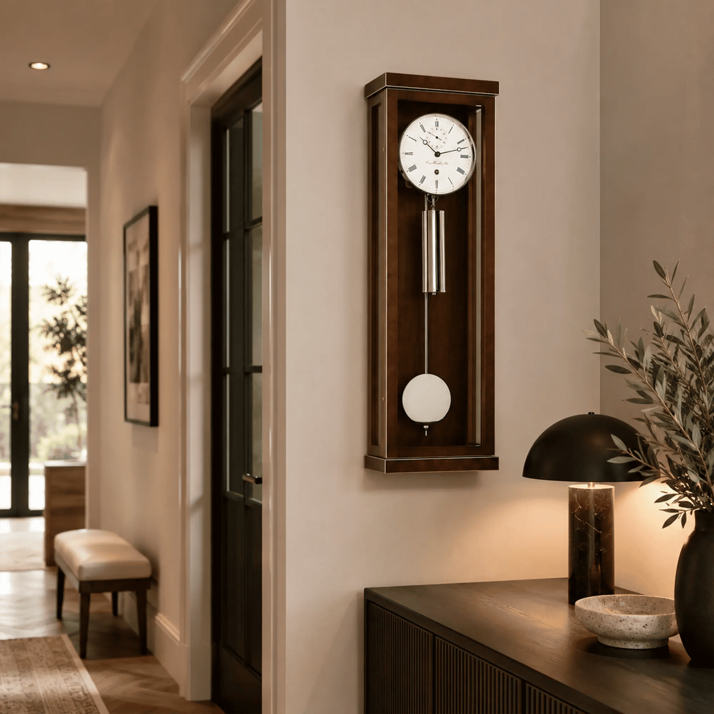 Orologio da parete Hermle 88x27x13,5 cm in legno • Preciso movimento 31 giorni • Elegante finitura noce