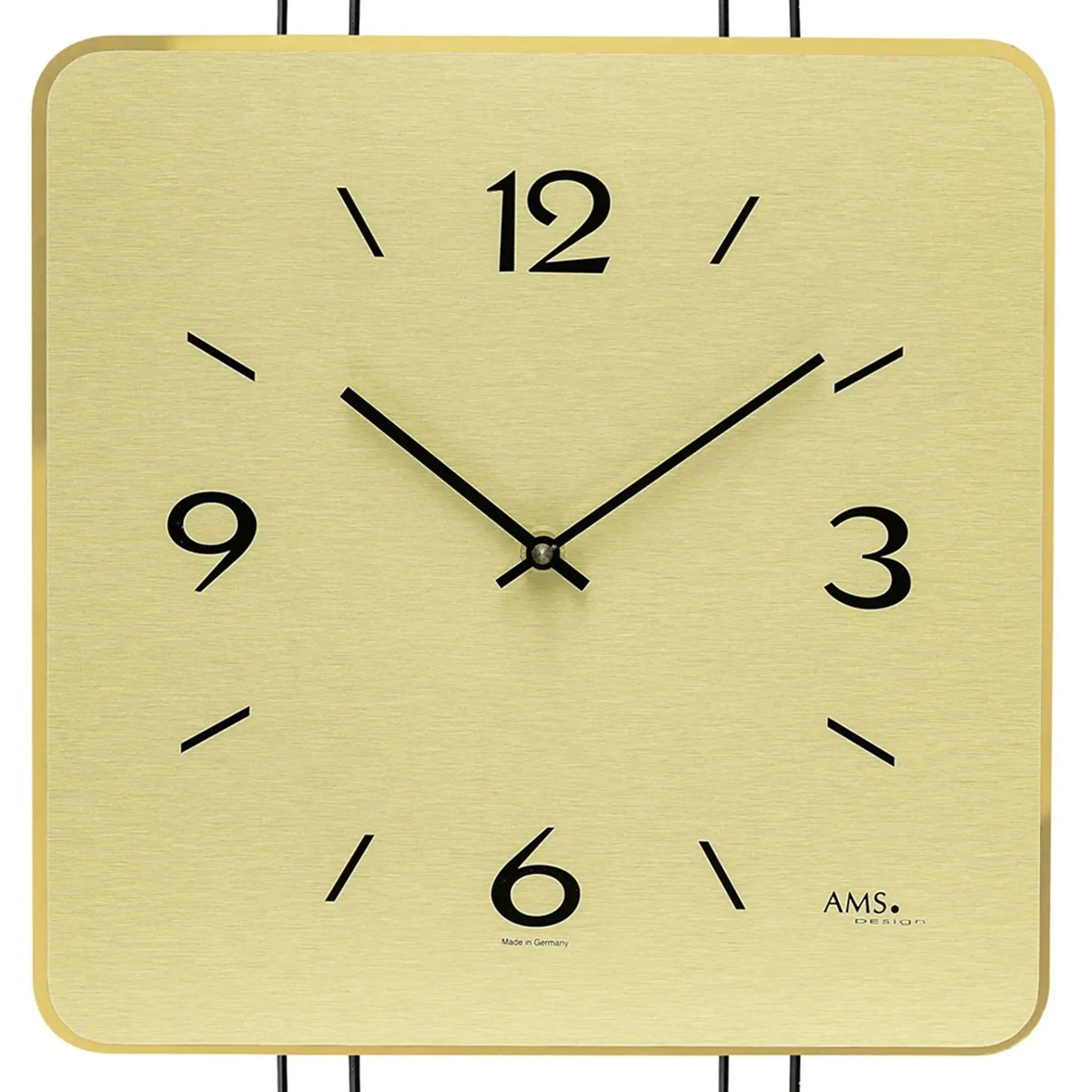 AMS-Wanduhr aus messingfarbenem Metall, quadratisches Zifferblatt mit großen Ziffern
