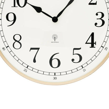 Wanduhr-Ziffernblatt mit Funk-Logo, schwarzen Zahlen, Zeigern und Messingrand