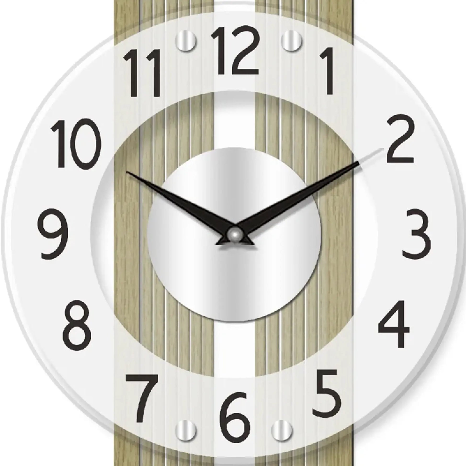 Nahaufnahme der Wanduhr: rundes weißes Zifferblatt, Eichenholzstreifen, schwarze Zahlen