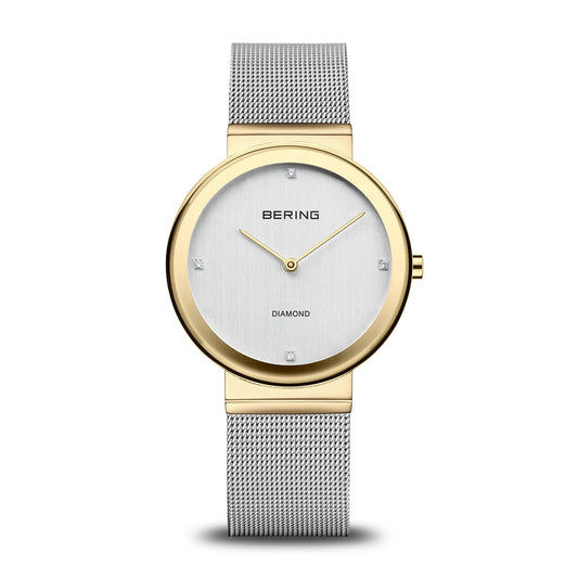 Bering Damenarmbanduhr mit silbernem Zifferblatt, goldfarbenem Gehäuse und Mesh-Armband.