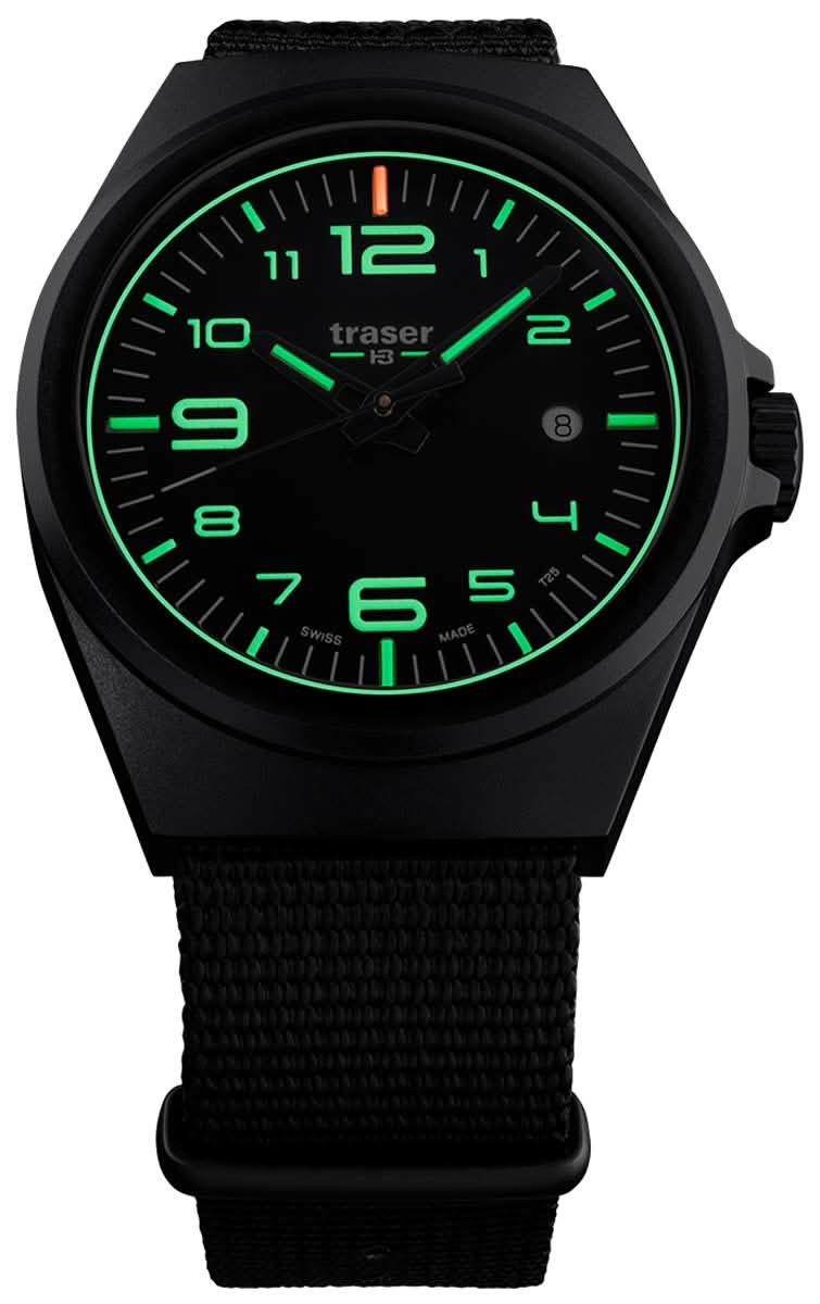 Pulsera de reloj para hombre Traser con esfera negra e índices luminosos verdes, correa de tela