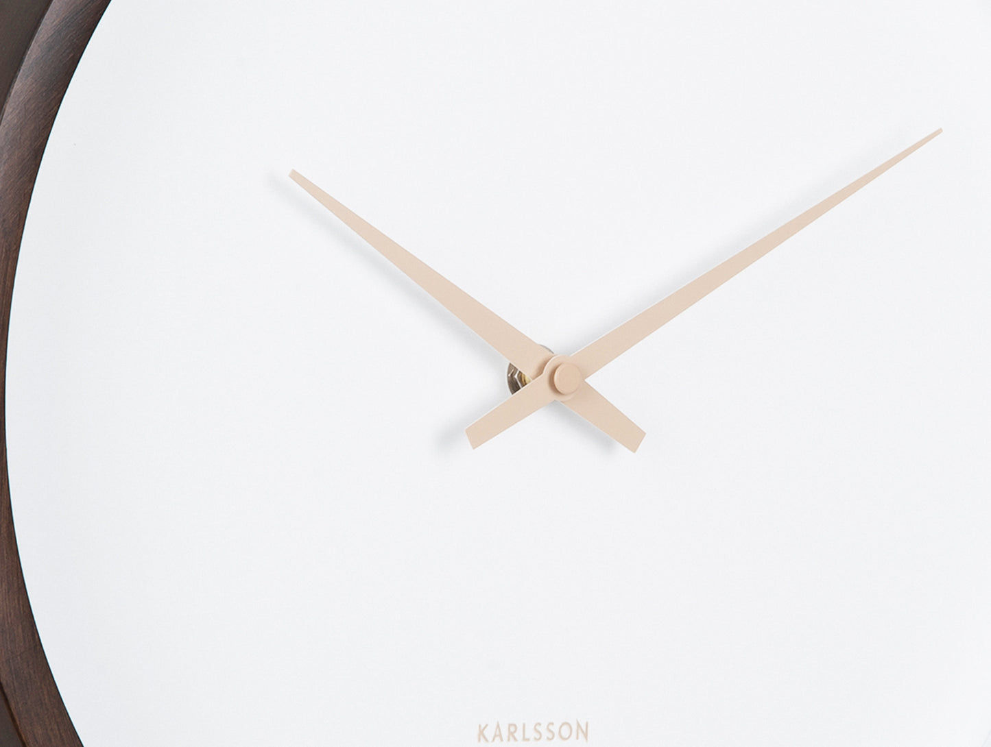 Karlsson Ancho KA5927DW Wanduhr Dunkelholz • Geräuschloses Sweep-Uhrwerk • Minimalistisches Design, Bild 3