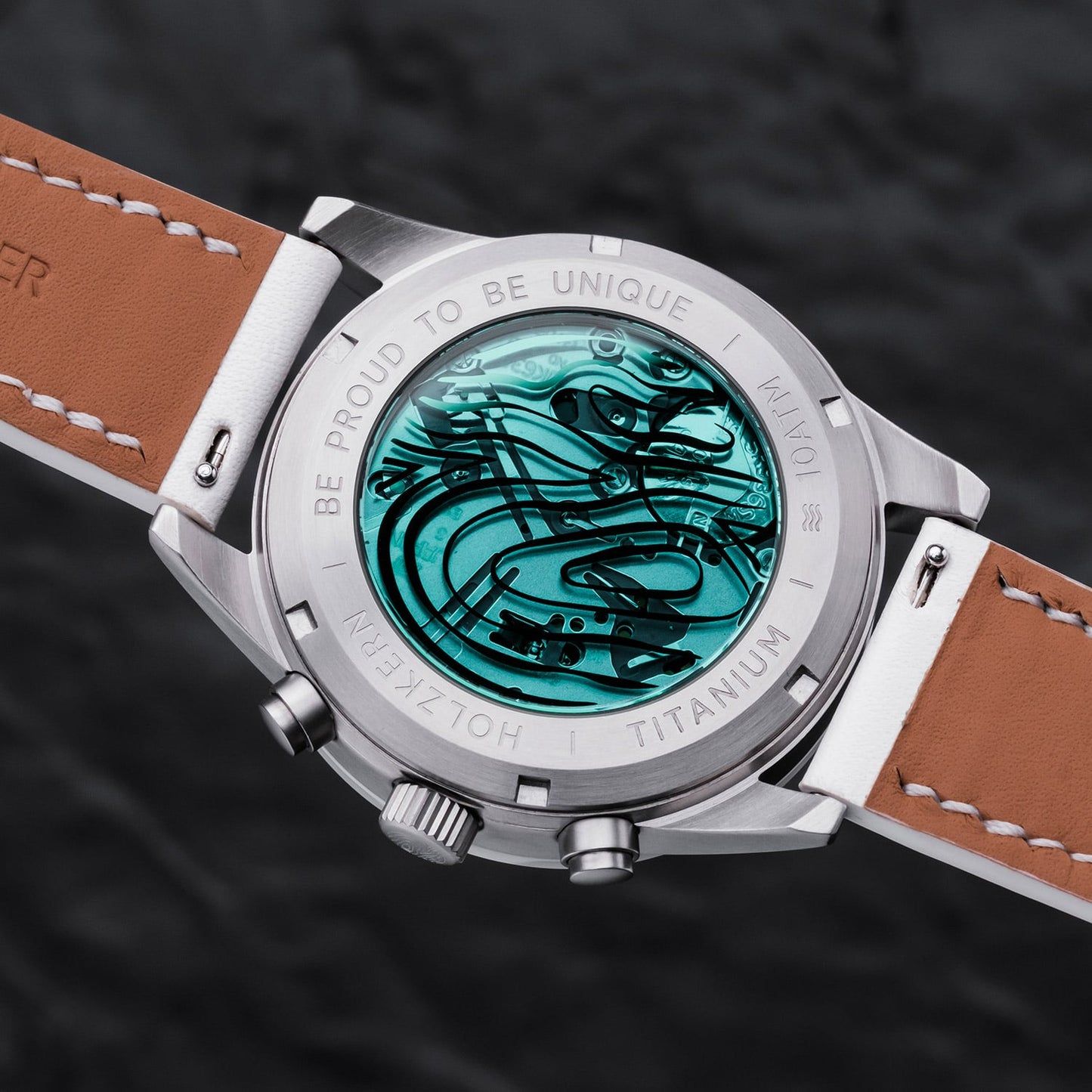 Holzkern Neverrest Herrenuhr Titan • Howlith-Zifferblatt • Saphirglas, Bild 3