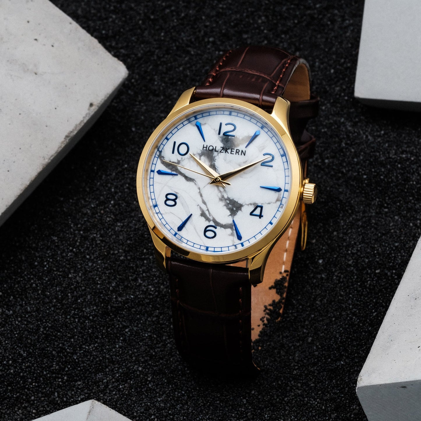 Holzkern Primetime Herrenuhr Goldfarben • Echter Howlith • Schlankes Edelstahlgehäuse, Bild 3