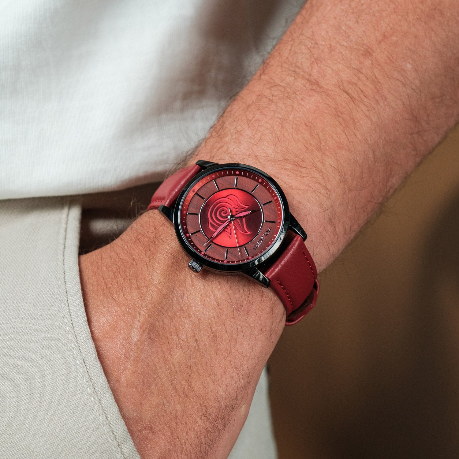 Holzkern Fire Nation Armbanduhr Padouk/Rot • Miyota Quarzwerk • Avatar Four Nations Collection, Bild 5