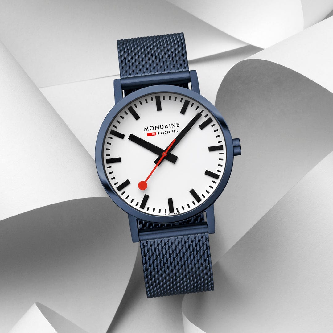 Mondaine Classic A660.30360.1BSBM Unisex Armbanduhr Blau • Gehärtetes Mineralglas • BackLight-Technologie, Bild 5