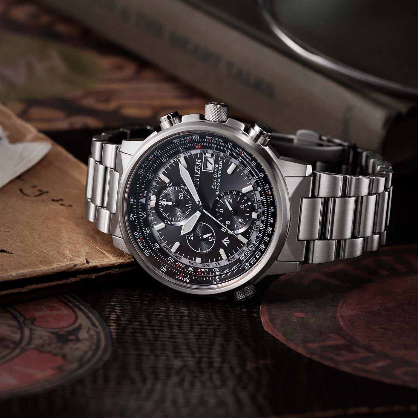 Citizen Promaster Sky AT8300-58E Herrenuhr Schwarz • Saphirglas • Funk-Eco-Drive, Bild 5