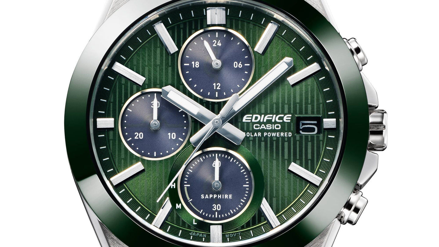 Casio Edifice Herrenuhr, Nahaufnahme: grünes Zifferblatt mit drei Chronograph-Subziffern