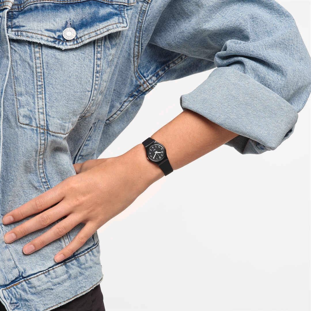 Swatch Originals LB170E Lady Black Single Damenuhr Schwarz • Kunststoffgehäuse • Silikonarmband, Bild 7