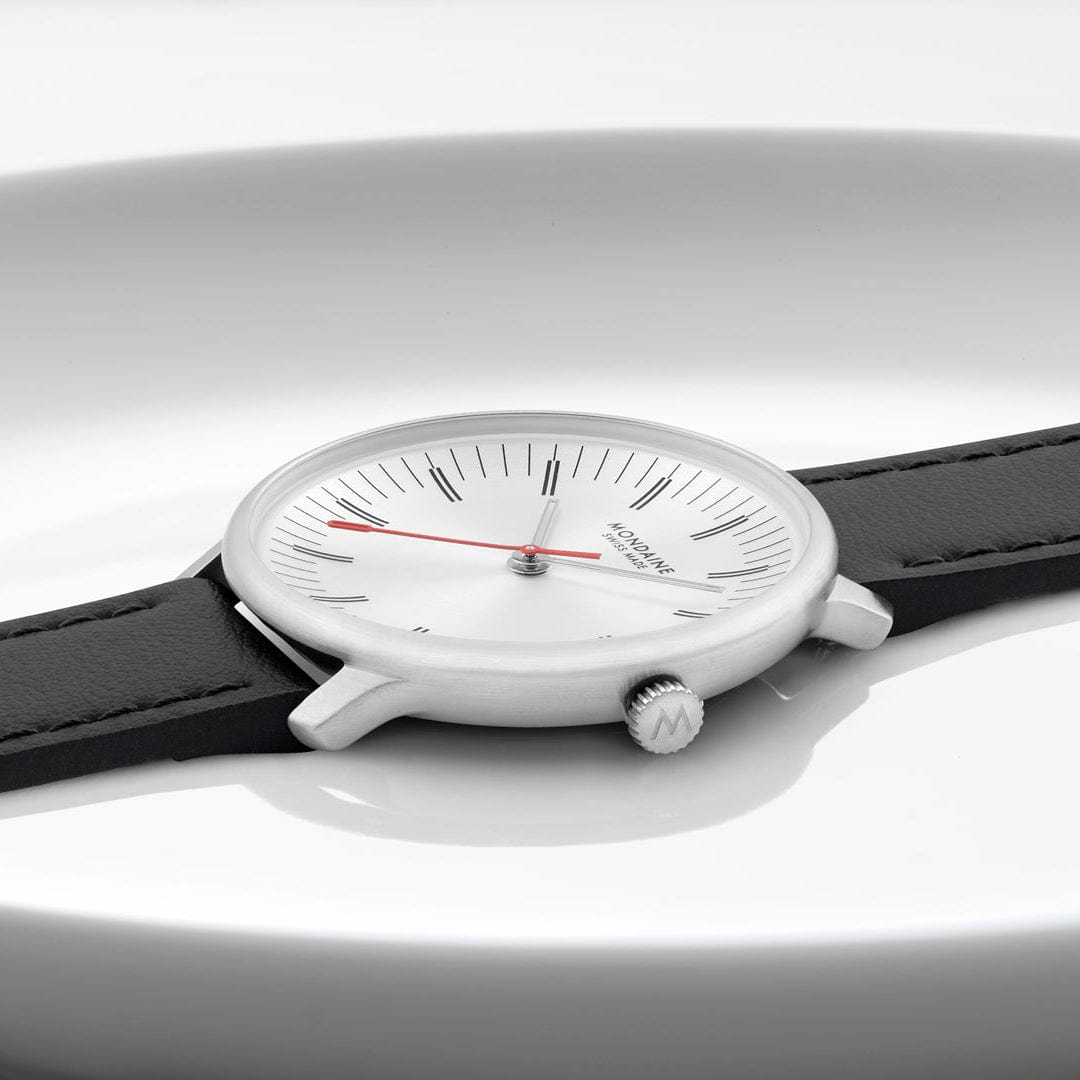 Mondaine Doppio MLE.33110.LBV Damenuhr Schwarz • Saphirglas • Swiss Made, Bild 10