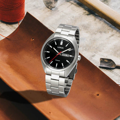 Lorus Sports RH363AX9 Herren Armbanduhr Schwarz • Mineralglas • 10 bar Wasserdicht, Bild 2
