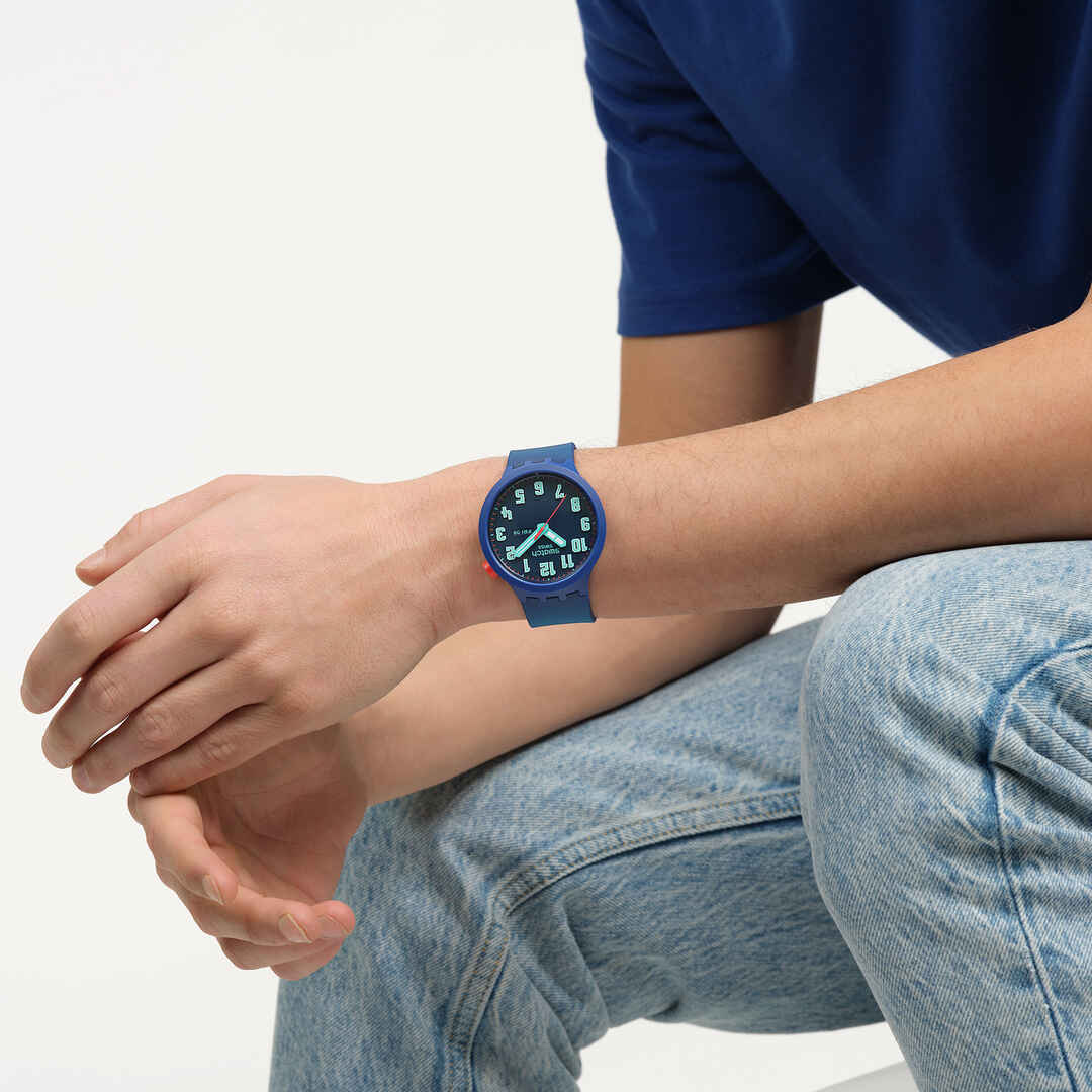 Swatch Big Bold SB01N700 Essentially Bold Herren • Leuchtzeiger & Sekundenzeiger • Datumsanzeige, Bild 6