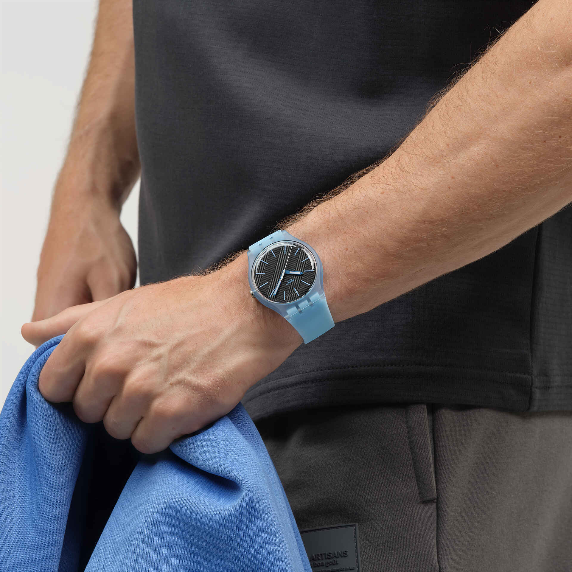 Swatch Originals Large SO29L101 Armbanduhr Hellblau • Leuchtzeiger • Biosourced-Gehäuse, Bild 5
