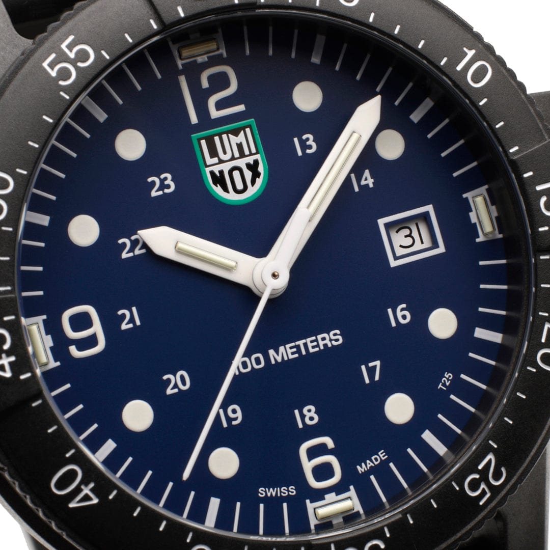 Luminox Sea Bass X2.2003 Herrenuhr Schwarz • Luminox Light Technology • Einseitig drehbare Lünette, Bild 5