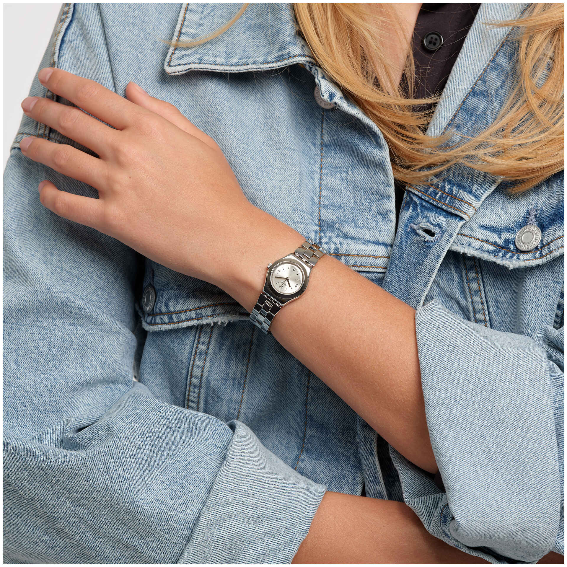 Swatch Irony XS YSS300G Damenuhr Silber • Poliertes Edelstahlgehäuse • Triple-Link-Armband, Bild 2