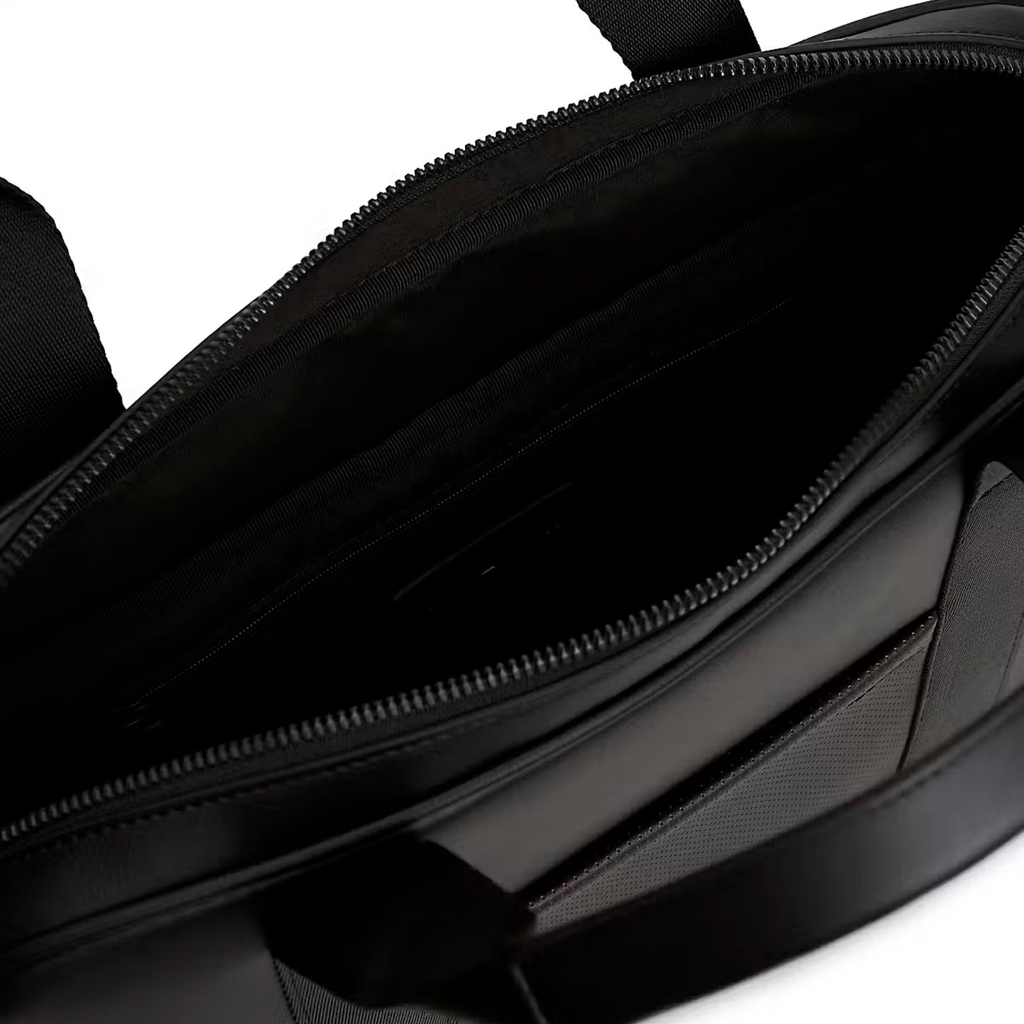 Tommy Hilfiger TH Foundation AM0AM14727BDS Laptop-Tasche Schwarz • Abnehmbarer Schulterriemen • Gepolstertes Laptop-Fach