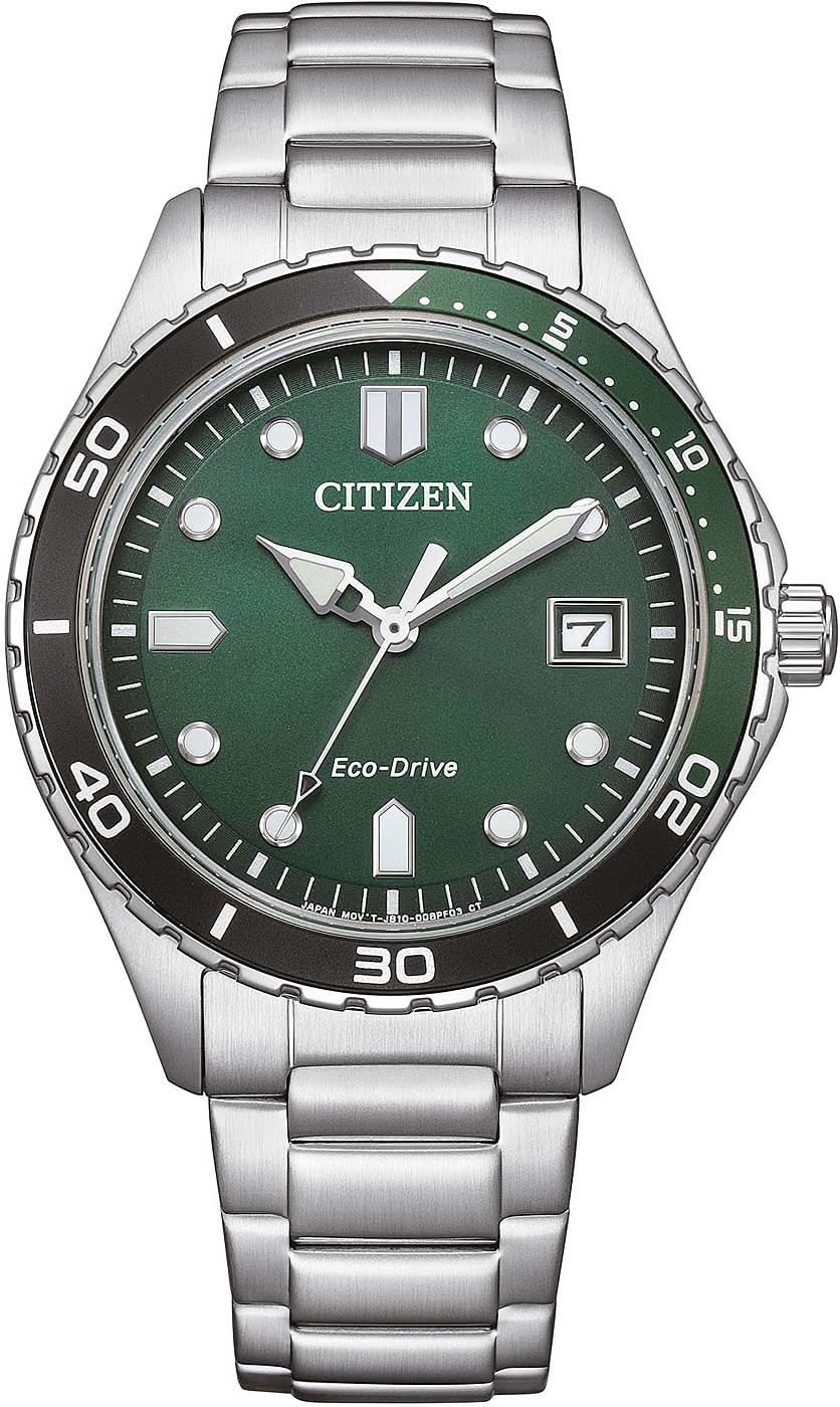 "Reloj de mujer con esfera verde, brazalete de metal plateado y bisel de buceo"
