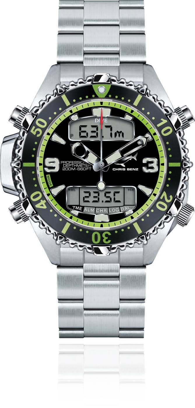 Reloj de buceo con correa de acero inoxidable plateado, bisel verde y esfera negra