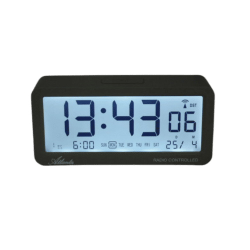 Funkwecker mit dunkler Front und blauem Digitaldisplay sowie DST-Anzeige