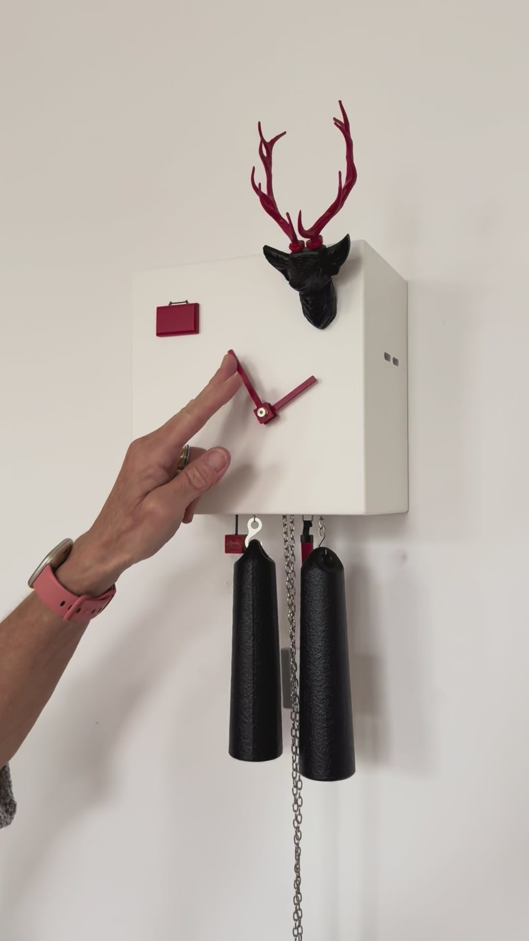 Rombach & Haas KUBUS CU34H-1/2 Reloj de Pared Blanco • Movimiento Mecánico de 8 Días • Reloj de Cuco Original de la Selva Negra