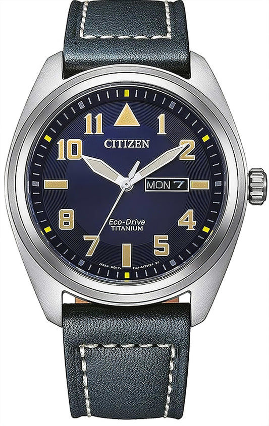 Citizen Herrenuhr mit rundem Metallgehäuse, blauem Zifferblatt und dunkelblauem Lederband
