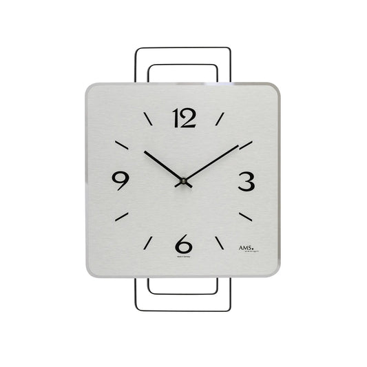 Quadratische Wanduhr mit grauer Front, schwarzen Ziffern und Zeigern