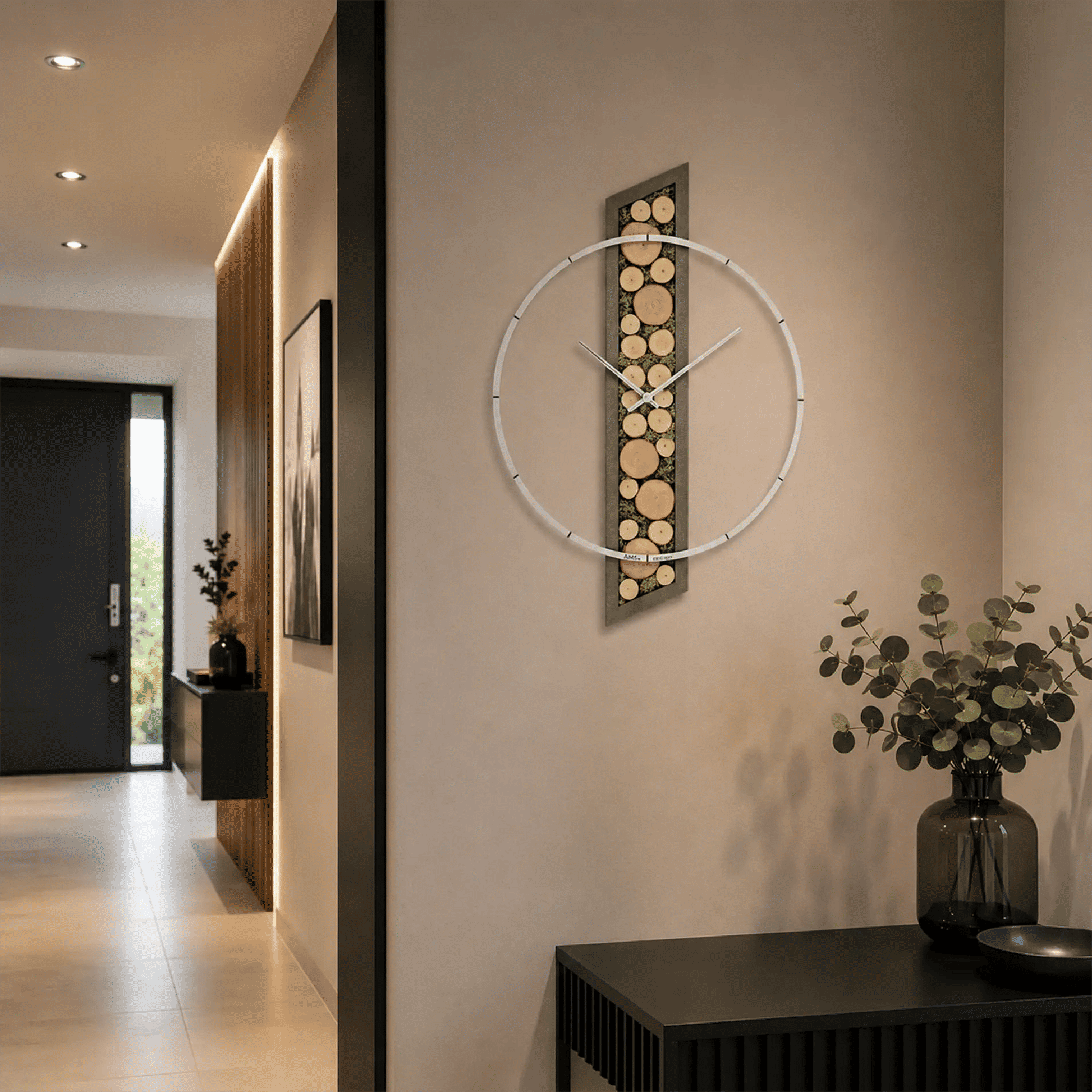 Wanduhr mit Aluminium-Frontring und Holzscheiben-Motiv im Rahmen, flache Wandmontage